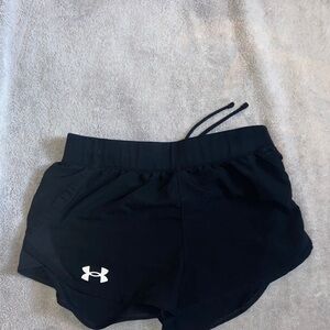 Under Armour GIRLS LARGE  Athletic Black Shorts